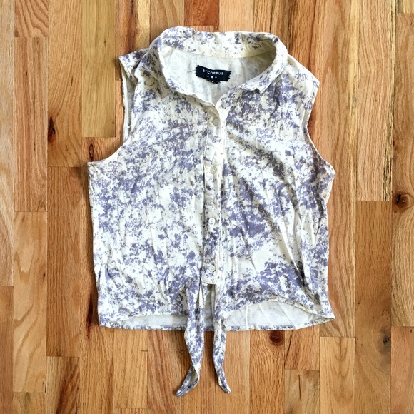 Cropped Sleeveless Collared Shirt - Picture 1 of 3